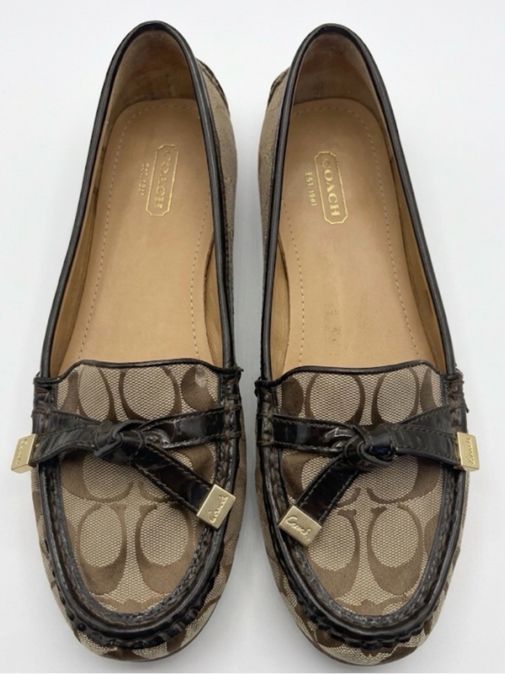 Coach Beige & Brown Signature Canvas Loafers with Patent Trim Sz 9
